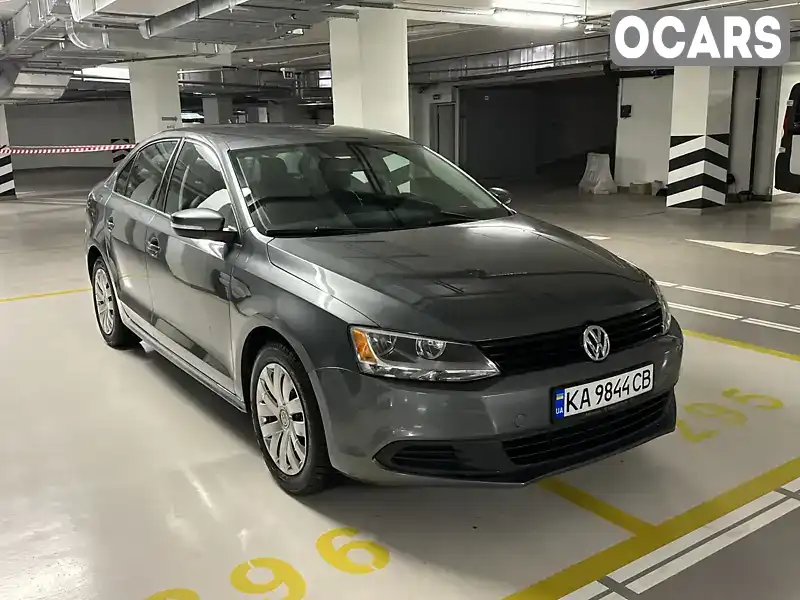 Седан Volkswagen Jetta 2014 1.8 л. Автомат обл. Київська, Київ - Фото 1/21