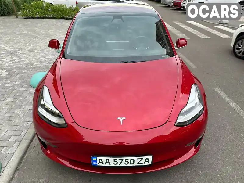 Седан Tesla Model 3 2018 null_content л. Автомат обл. Київська, Київ - Фото 1/13