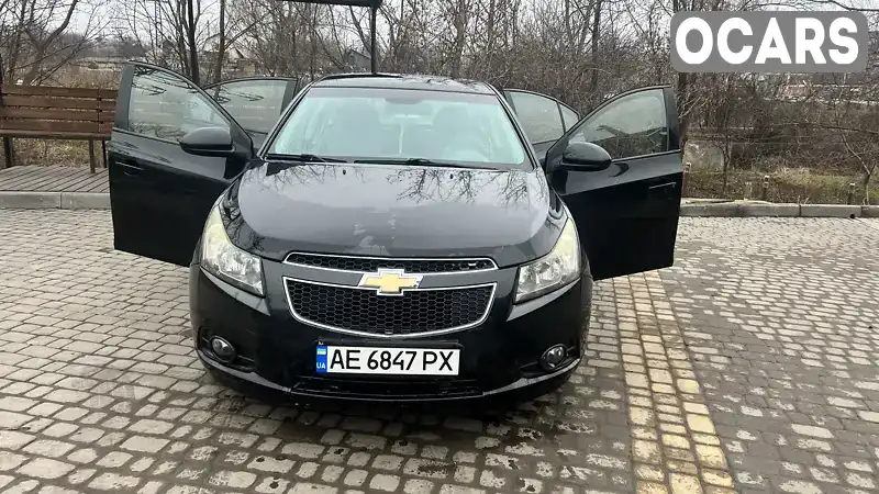 Седан Chevrolet Cruze 2010 1.6 л. Ручна / Механіка обл. Дніпропетровська, Кривий Ріг - Фото 1/21