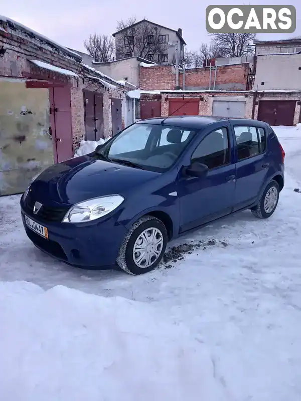 Хетчбек Dacia Sandero 2009 1.15 л. Ручна / Механіка обл. Чернігівська, Чернігів - Фото 1/13