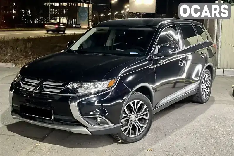 Внедорожник / Кроссовер Mitsubishi Outlander 2016 2.4 л. Автомат обл. Киевская, Киев - Фото 1/21