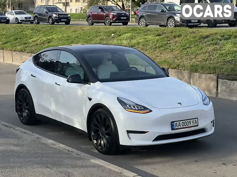 Внедорожник / Кроссовер Tesla Model Y 2020 null_content л. обл. Киевская, Киев - Фото 1/21