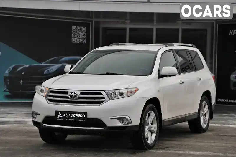 Позашляховик / Кросовер Toyota Highlander 2013 3.46 л. Автомат обл. Харківська, Харків - Фото 1/21