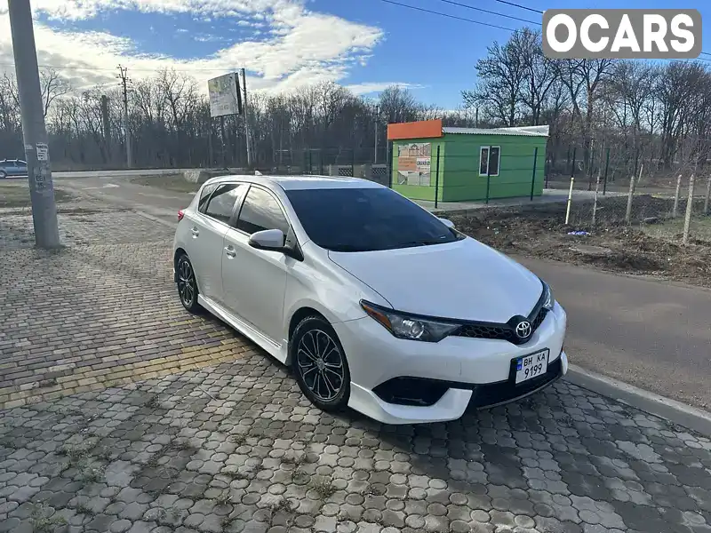 Хетчбек Toyota Corolla 2017 1.8 л. Автомат обл. Одеська, Одеса - Фото 1/11