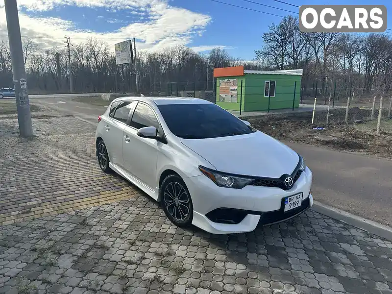 Хэтчбек Toyota Corolla 2017 1.8 л. Автомат обл. Одесская, Одесса - Фото 1/11