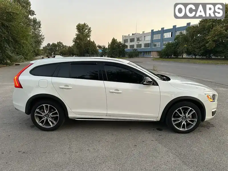 Универсал Volvo V60 2015 2.5 л. Автомат обл. Днепропетровская, Днепр (Днепропетровск) - Фото 1/14