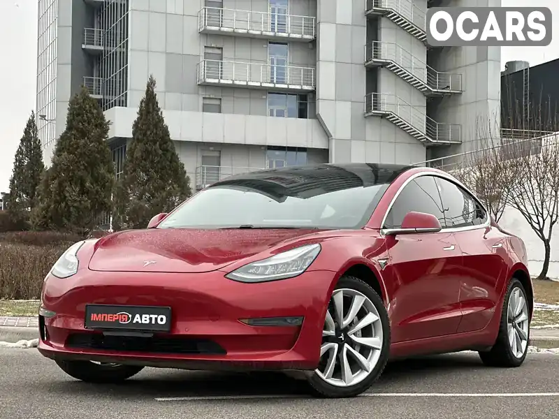 Седан Tesla Model 3 2019 null_content л. Автомат обл. Киевская, Киев - Фото 1/21