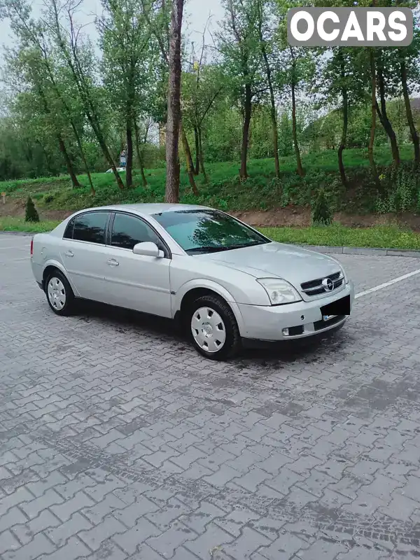 Седан Opel Vectra 2004 2.2 л. Ручная / Механика обл. Хмельницкая, Хмельницкий - Фото 1/15