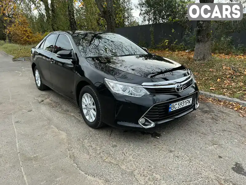 Седан Toyota Camry 2017 2.5 л. Автомат обл. Львівська, Львів - Фото 1/21