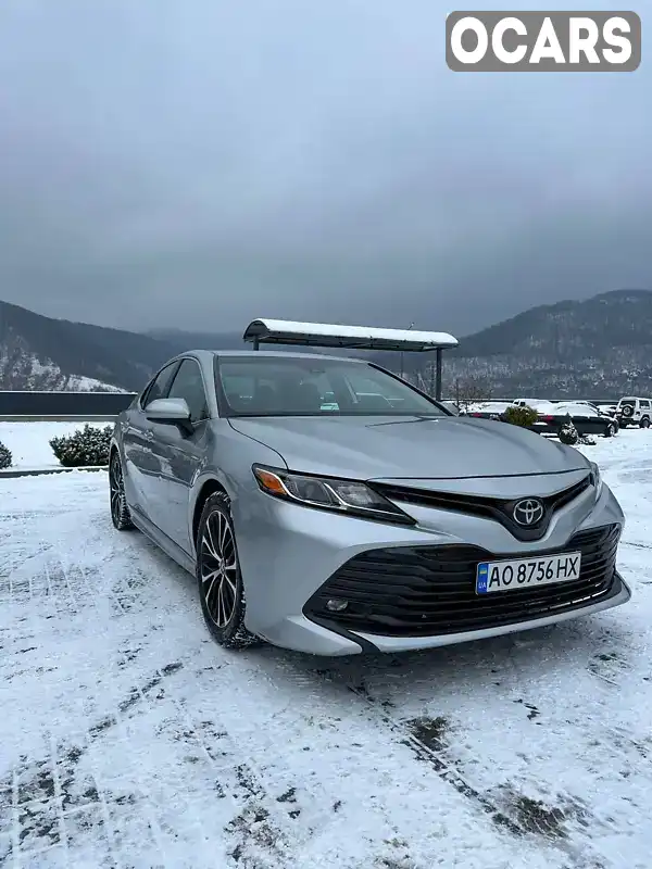 Седан Toyota Camry 2018 2.49 л. обл. Закарпатська, Хуст - Фото 1/15