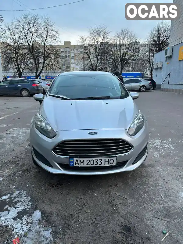 Седан Ford Fiesta 2015 1.6 л. Автомат обл. Житомирська, Житомир - Фото 1/21