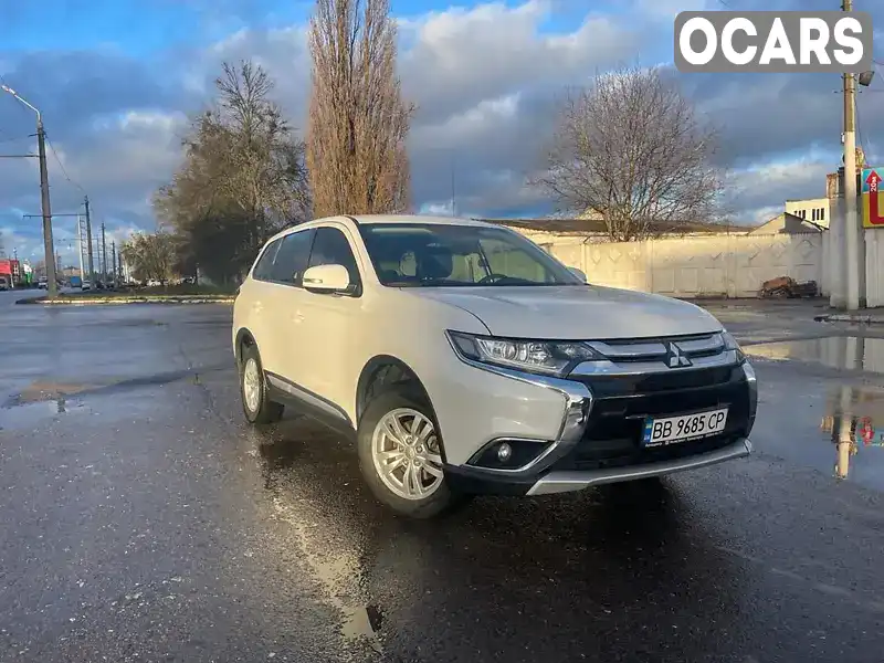 Позашляховик / Кросовер Mitsubishi Outlander 2016 2 л. Варіатор обл. Полтавська, Полтава - Фото 1/21