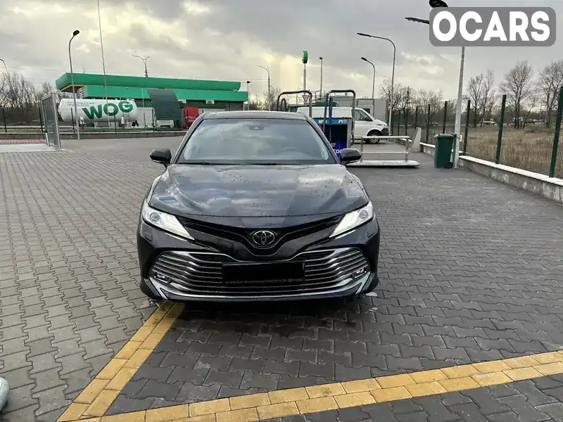 Седан Toyota Camry 2018 2.49 л. Автомат обл. Киевская, Киев - Фото 1/21