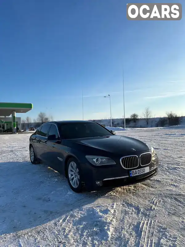 Седан BMW 7 Series 2010 4.4 л. Автомат обл. Кировоградская, Головановск - Фото 1/21