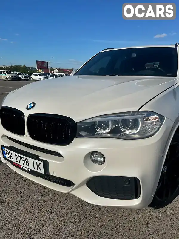 Внедорожник / Кроссовер BMW X5 2014 2.98 л. Автомат обл. Ровенская, Ровно - Фото 1/17