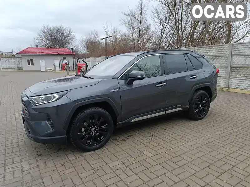 Позашляховик / Кросовер Toyota RAV4 2021 2.49 л. Автомат обл. Рівненська, Рівне - Фото 1/21