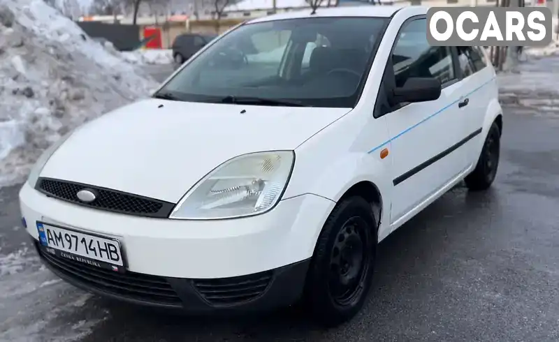 Хэтчбек Ford Fiesta 2004 1.3 л. Ручная / Механика обл. Черниговская, Чернигов - Фото 1/21