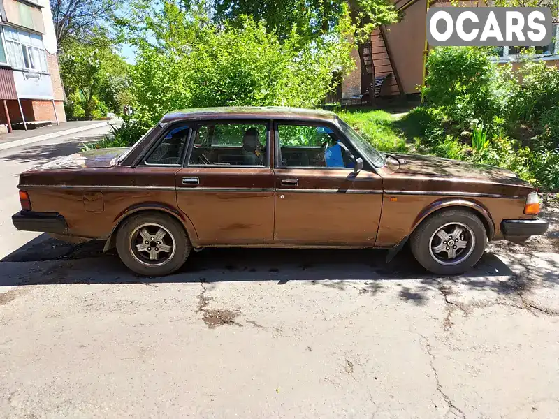 Седан Volvo 240 1984 2.3 л. Ручна / Механіка обл. Черкаська, Умань - Фото 1/9