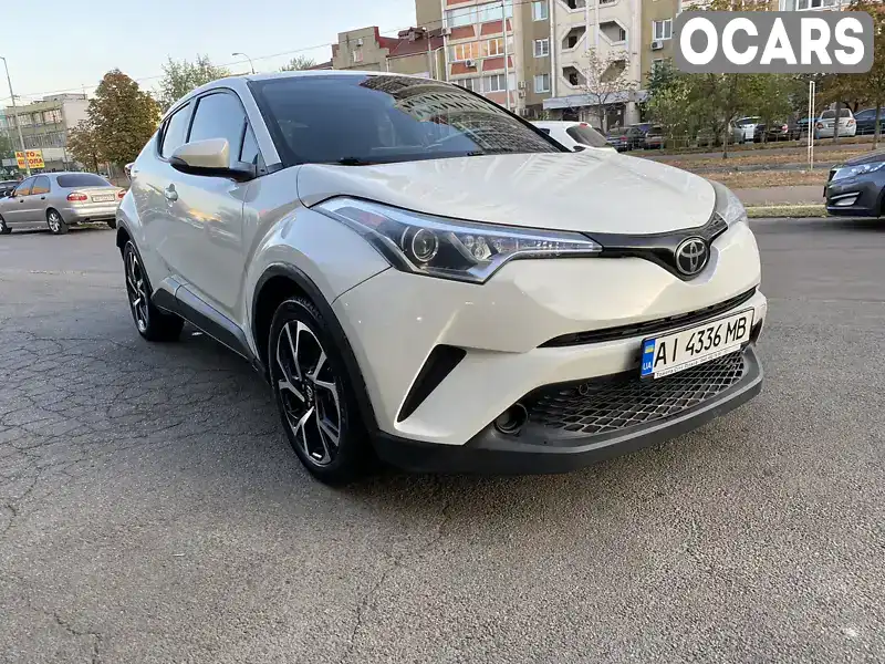 Позашляховик / Кросовер Toyota C-HR 2017 1.99 л. Автомат обл. Київська, Київ - Фото 1/7