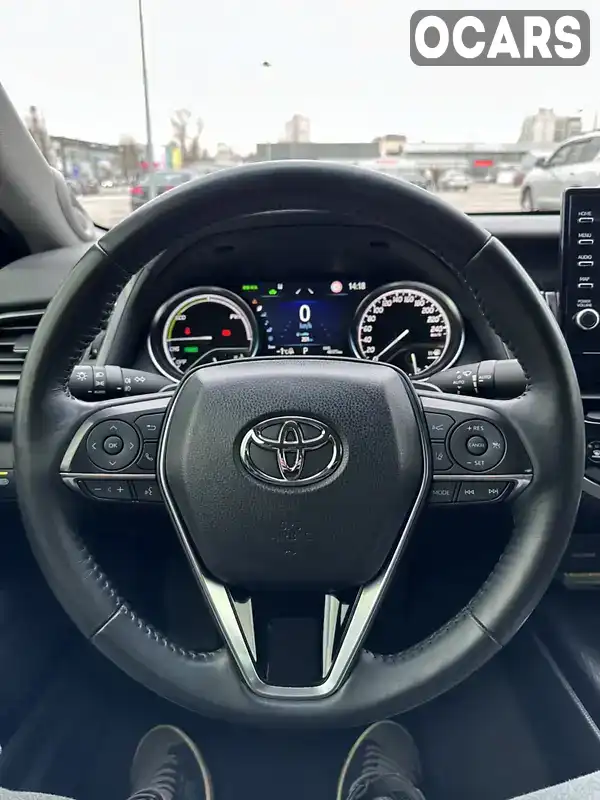 Седан Toyota Camry 2021 2.5 л. Вариатор обл. Киевская, Киев - Фото 1/13