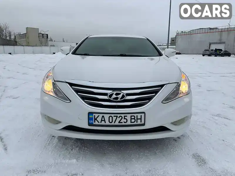 Седан Hyundai Sonata 2014 2 л. Автомат обл. Киевская, Киев - Фото 1/19