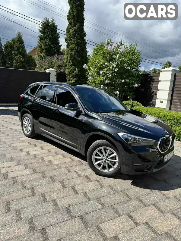 Внедорожник / Кроссовер BMW X1 2022 1.5 л. Автомат обл. Киевская, Киев - Фото 1/13