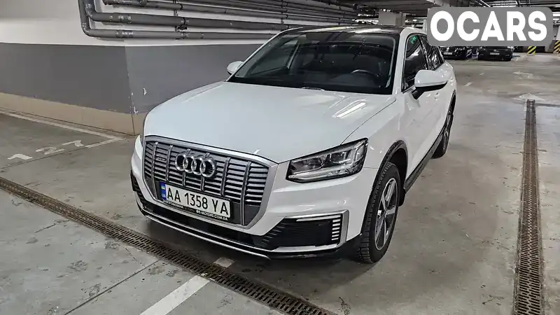 Позашляховик / Кросовер Audi Q2L e-tron 2021 null_content л. Автомат обл. Київська, Київ - Фото 1/21