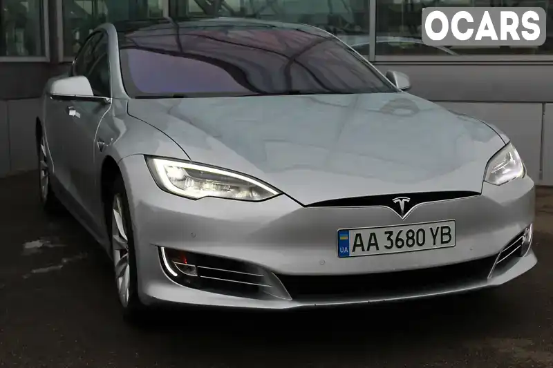 Лифтбек Tesla Model S 2017 null_content л. Автомат обл. Киевская, Киев - Фото 1/21