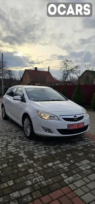 Універсал Opel Astra 2011 1.3 л. Ручна / Механіка обл. Волинська, Луцьк - Фото 1/21