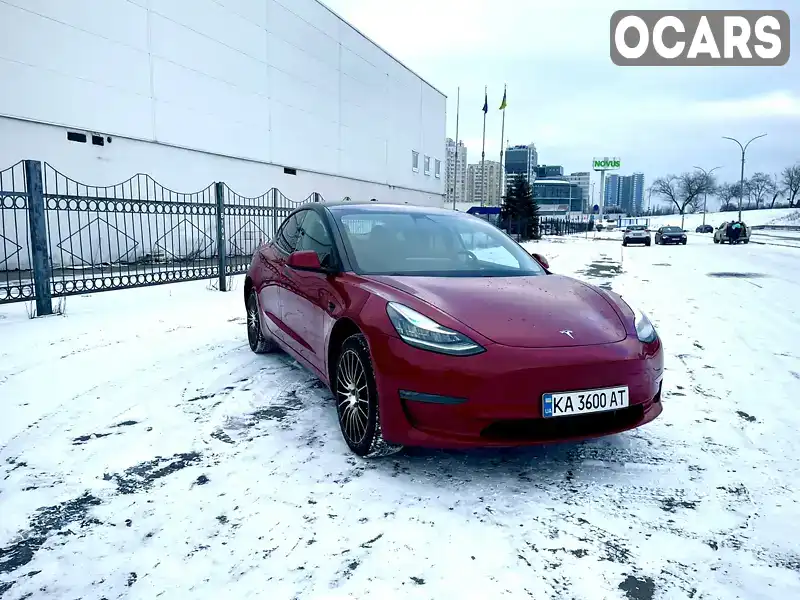 Седан Tesla Model 3 2018 null_content л. Автомат обл. Киевская, Киев - Фото 1/10