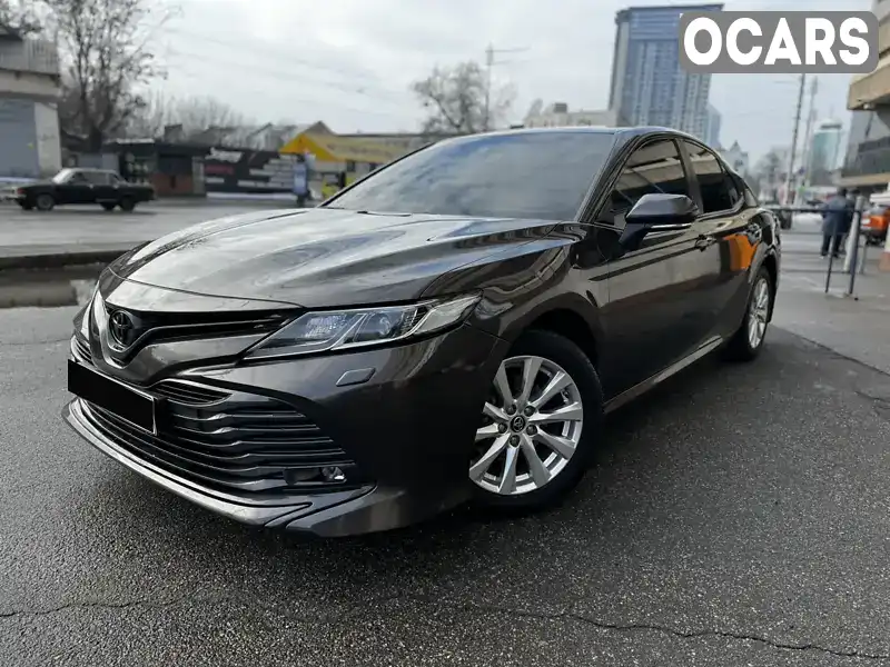 Седан Toyota Camry 2019 2.5 л. Автомат обл. Київська, Київ - Фото 1/21