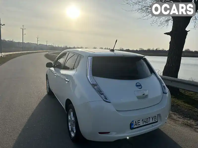 Хэтчбек Nissan Leaf 2011 null_content л. обл. Днепропетровская, Кривой Рог - Фото 1/7