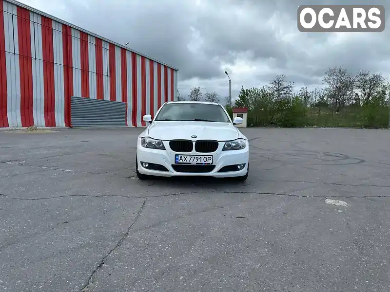 Седан BMW 3 Series 2009 2.98 л. Автомат обл. Харьковская, Харьков - Фото 1/16