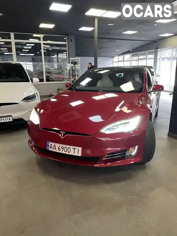 Лифтбек Tesla Model S 2019 null_content л. обл. Киевская, Киев - Фото 1/21