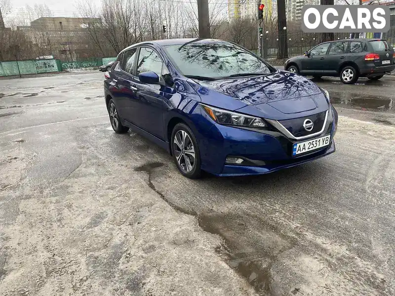 Хэтчбек Nissan Leaf 2020 null_content л. обл. Киевская, Киев - Фото 1/21