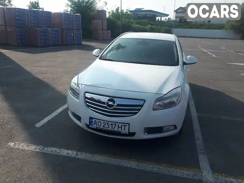 Универсал Opel Insignia 2013 1.96 л. Автомат обл. Закарпатская, Ужгород - Фото 1/21