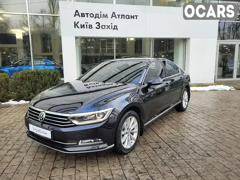 Седан Volkswagen Passat 2019 1.8 л. Автомат обл. Киевская, Киев - Фото 1/21