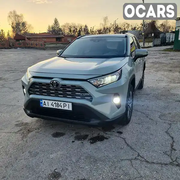 Внедорожник / Кроссовер Toyota RAV4 2020 2.49 л. Автомат обл. Киевская, Белая Церковь - Фото 1/21