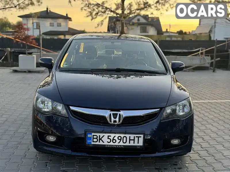 Седан Honda Civic 2010 1.3 л. Автомат обл. Рівненська, Рівне - Фото 1/21