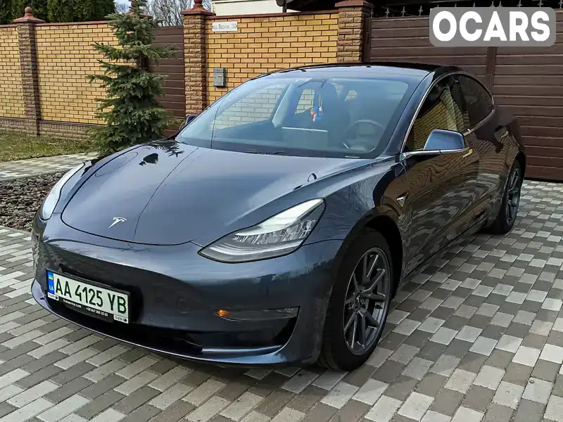 Седан Tesla Model 3 2019 null_content л. Автомат обл. Киевская, Киев - Фото 1/21