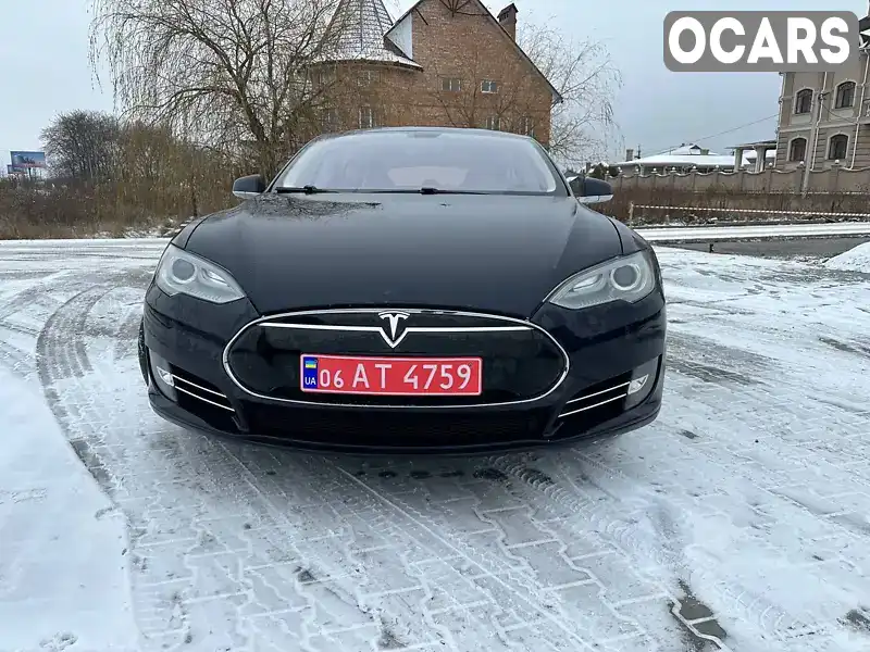 Ліфтбек Tesla Model S 2013 null_content л. обл. Чернівецька, Чернівці - Фото 1/21