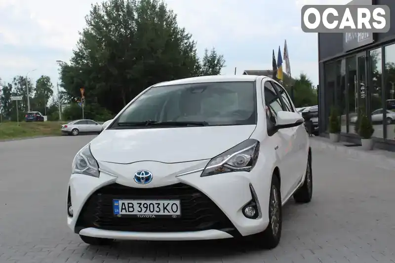 Хэтчбек Toyota Yaris 2019 1.5 л. Автомат обл. Винницкая, Винница - Фото 1/17