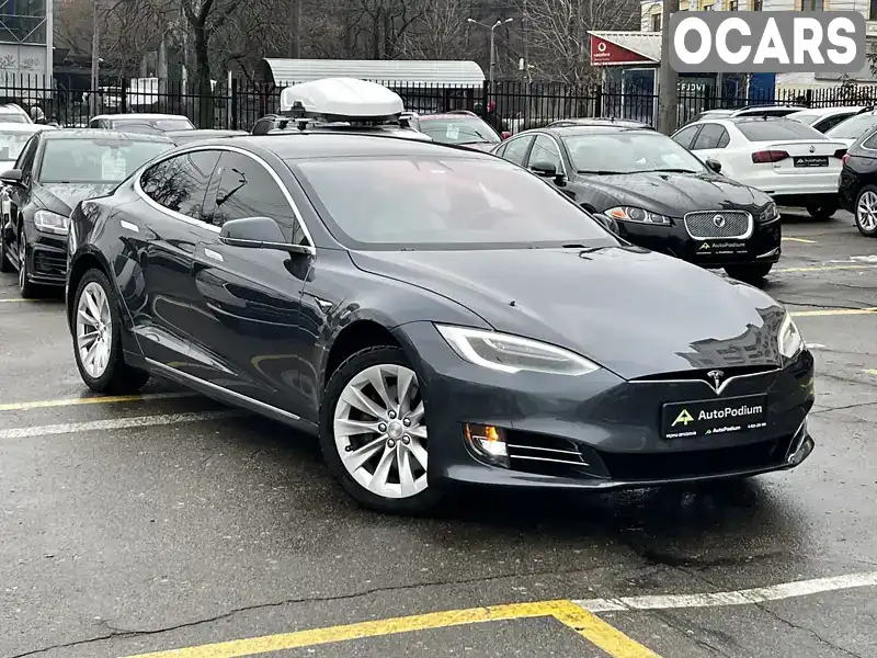 Лифтбек Tesla Model S 2017 null_content л. Автомат обл. Киевская, Киев - Фото 1/21