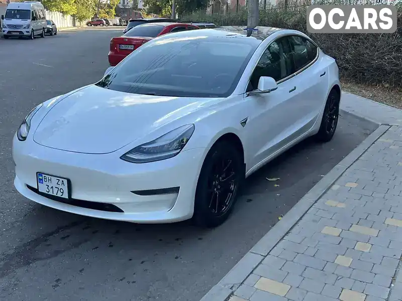 Седан Tesla Model 3 2019 null_content л. Автомат обл. Одесская, Одесса - Фото 1/11