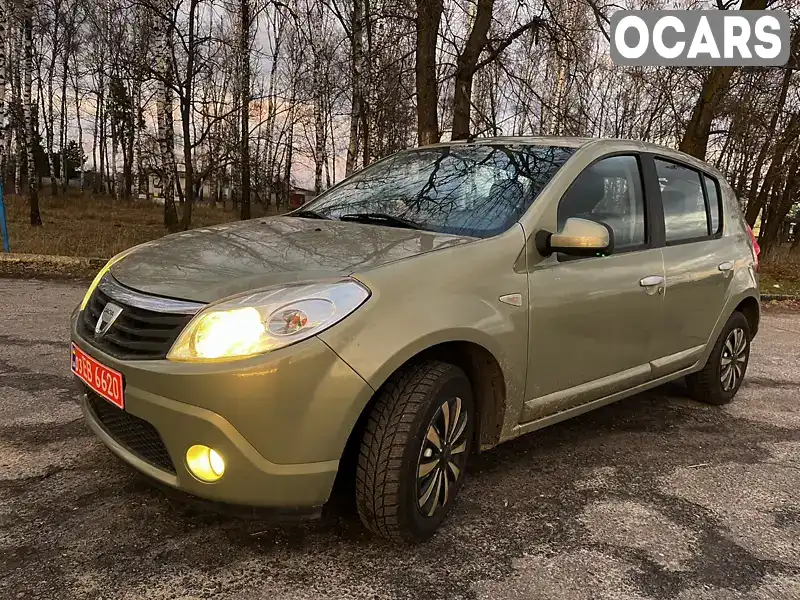 Хетчбек Dacia Sandero 2009 1.6 л. Ручна / Механіка обл. Сумська, Охтирка - Фото 1/21