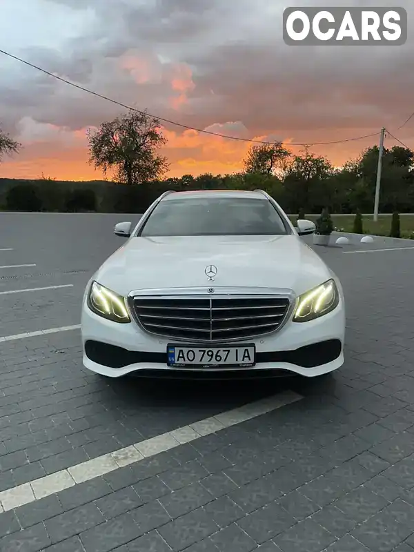 Універсал Mercedes-Benz E-Class 2017 2 л. Автомат обл. Закарпатська, Ужгород - Фото 1/21