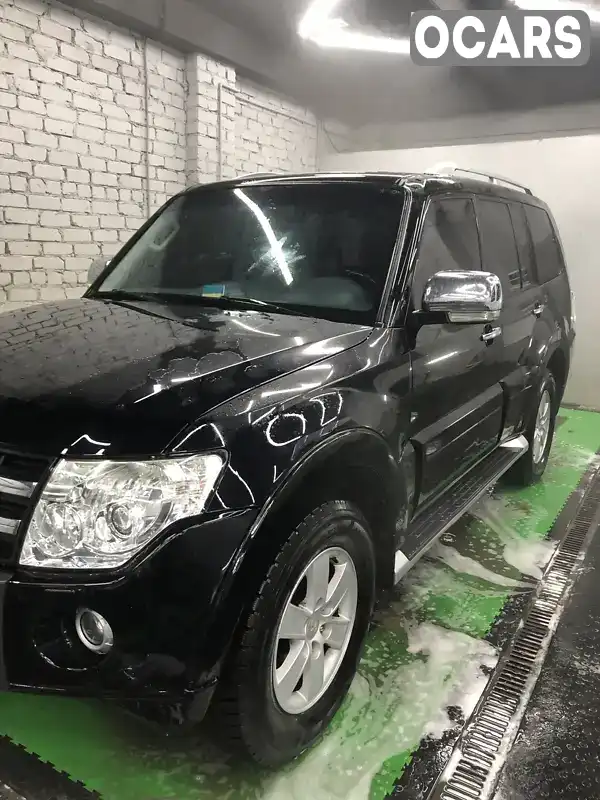 Позашляховик / Кросовер Mitsubishi Pajero 2008 2.97 л. Автомат обл. Харківська, Харків - Фото 1/21