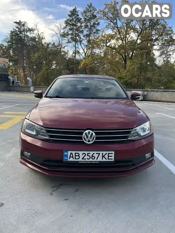 Седан Volkswagen Jetta 2016 1.8 л. Автомат обл. Киевская, Ирпень - Фото 1/12