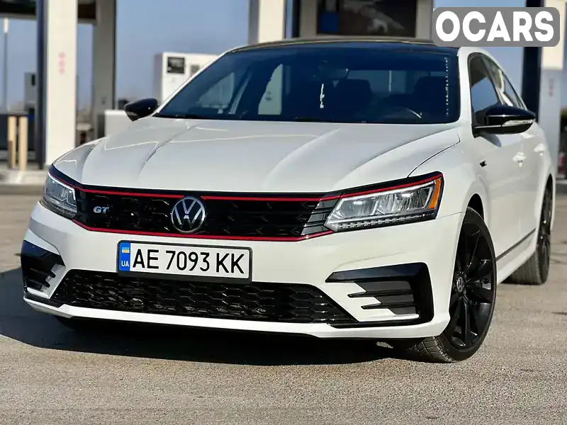 Седан Volkswagen Passat 2018 3.6 л. Автомат обл. Днепропетровская, Днепр (Днепропетровск) - Фото 1/21