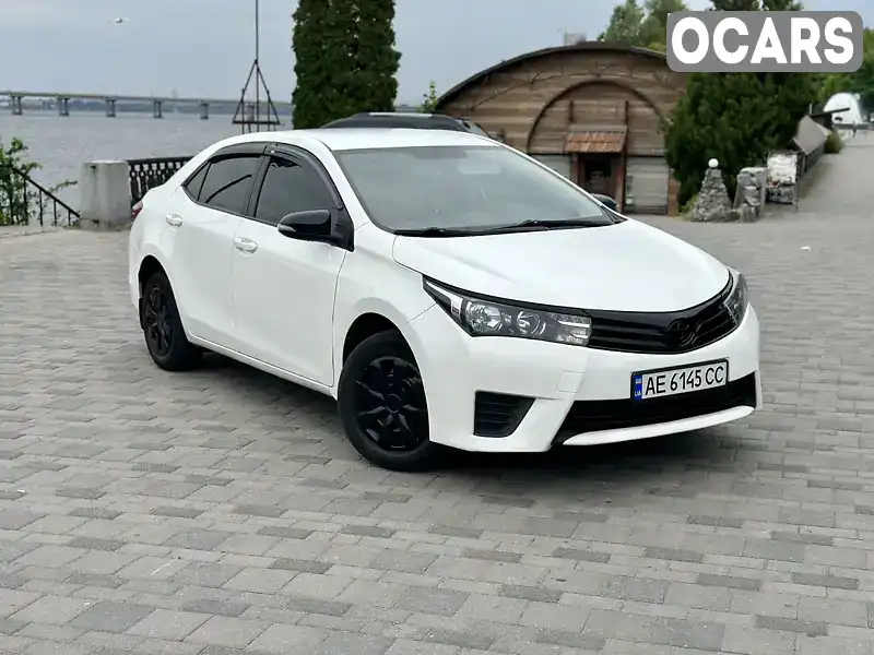 Седан Toyota Corolla 2016 1.3 л. Ручная / Механика обл. Днепропетровская, Днепр (Днепропетровск) - Фото 1/19